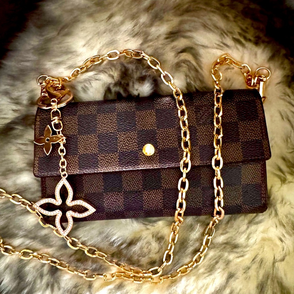 Louis Vuitton international damier wallet Preloved converted Crossbody - Picture 3 of 16